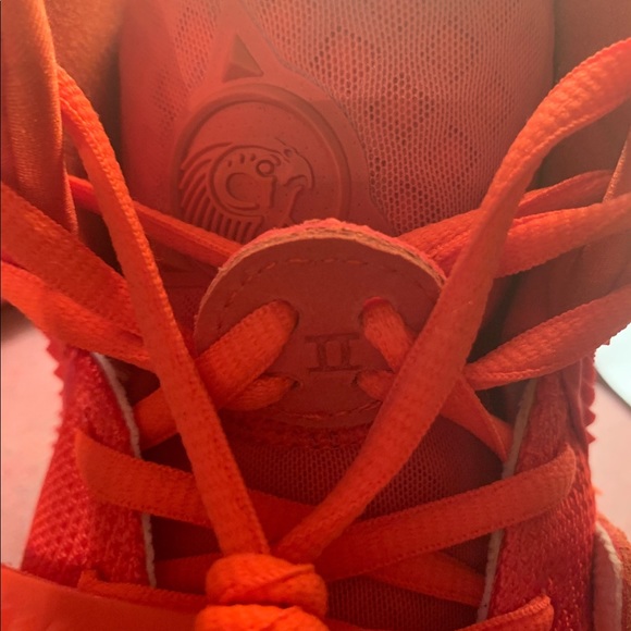 Nike Yeezy red October - Picture 4 of 8
